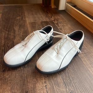 Nike Golf Shoes White Leather Women Comfort Verdana Size 6 Soft Spikes